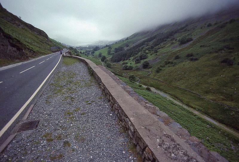 WT 2700 335-36 UK 1992-1.jpg